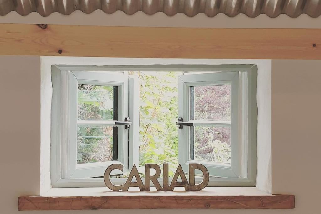 The Bothy Near Tenby, Big Projector Screen, Four-Poster Bed, On-Site Hot Tub Access Via Spa Pack, Breakfast Luaran gambar